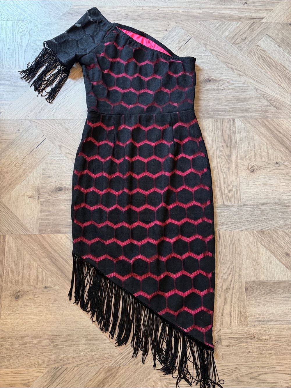 VENUS Black and Pink One-Shoulder Fringe Knit Dress